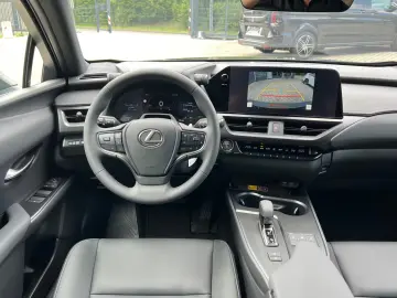 Lexus UX 300 h F Sport Design.LED.Kamera