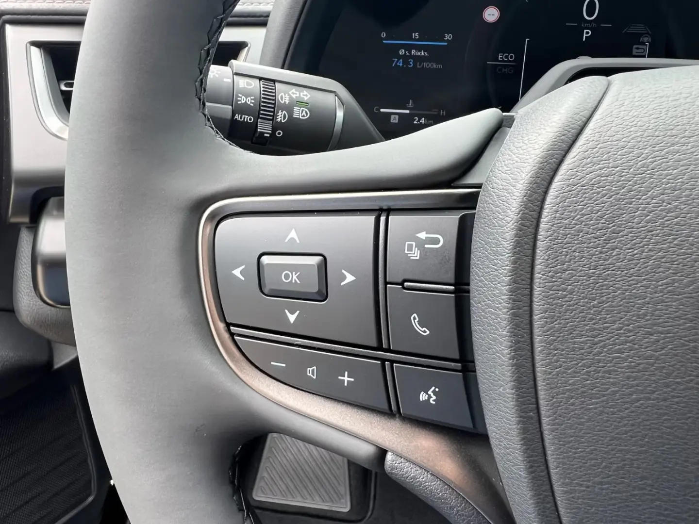 Lexus UX 300 h F Sport Design.LED.Kamera