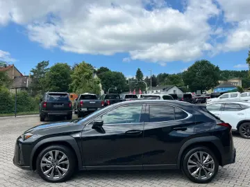 Lexus UX 300 h F Sport Design.LED.Kamera