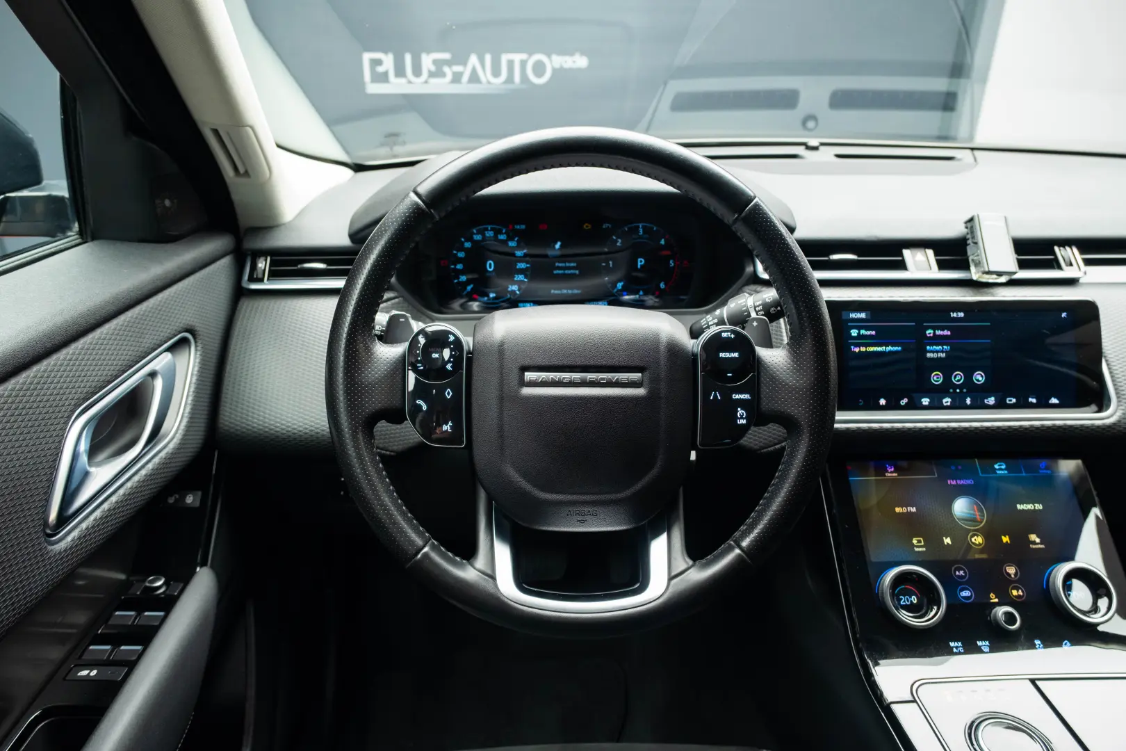 Land Rover Range Rover Velar 2.0 d 240 CP