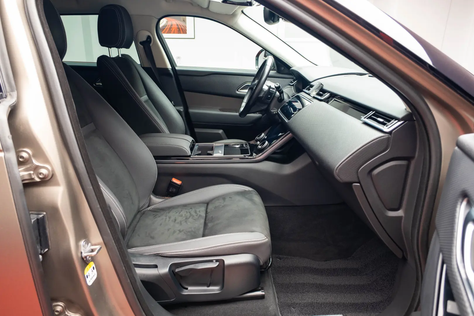 Land Rover Range Rover Velar 2.0 d 240 CP