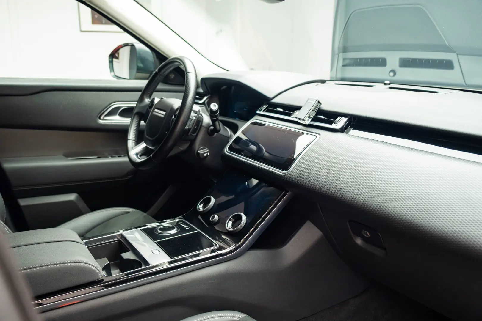 Land Rover Range Rover Velar 2.0 d 240 CP