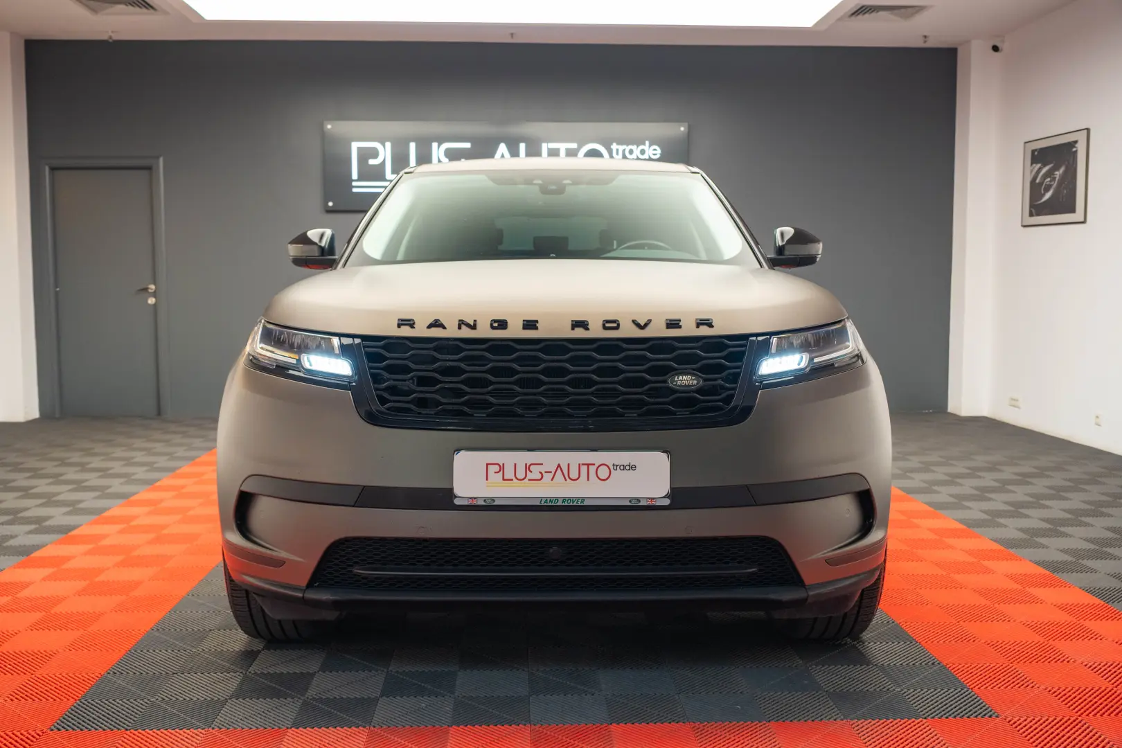 Land Rover Range Rover Velar 2.0 d 240 CP