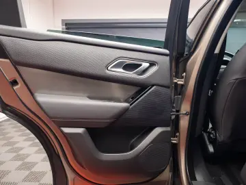 Land Rover Range Rover Velar 2.0 d 240 CP