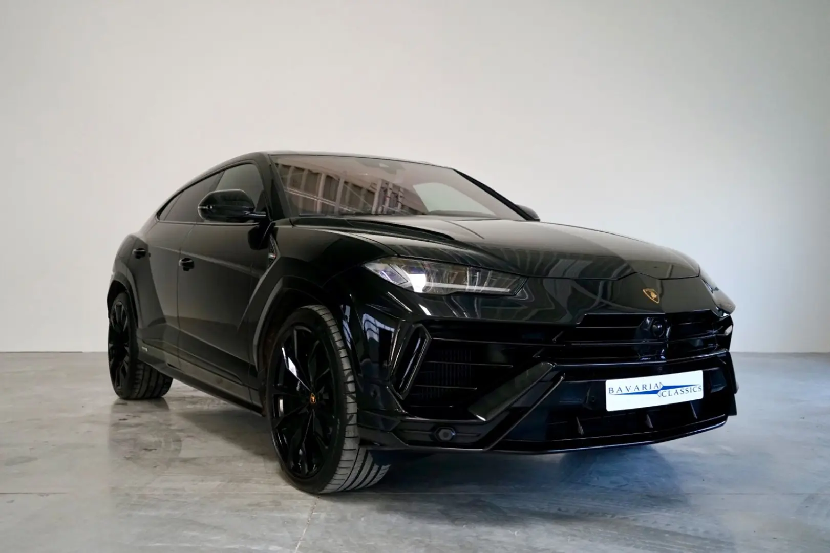 Urus S + CARBON + Q-CITURA + ANIMA + B&O + PANO