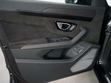 Urus S + CARBON + Q-CITURA + ANIMA + B&O + PANO