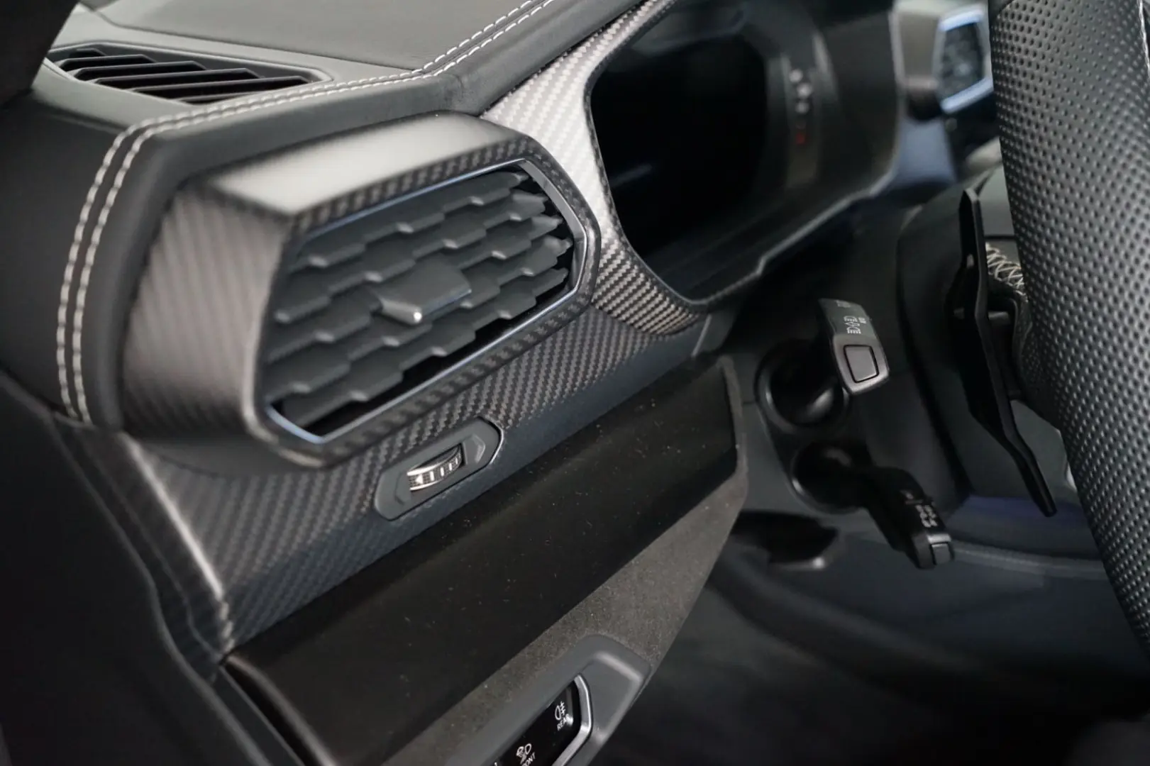 Urus S + CARBON + Q-CITURA + ANIMA + B&O + PANO