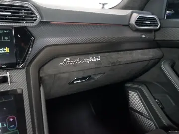 Urus S + CARBON + Q-CITURA + ANIMA + B&O + PANO