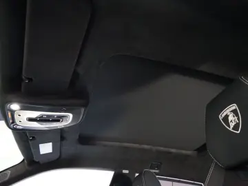 Urus S + CARBON + Q-CITURA + ANIMA + B&O + PANO
