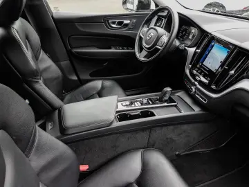 XC60 Momentum Pro AWD B4 Diesel EU6d Allrad Stan