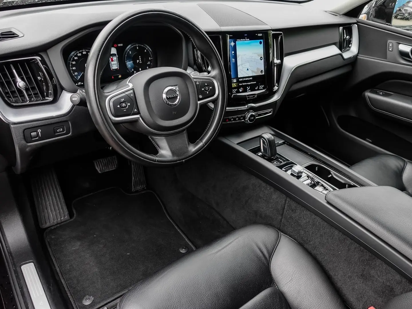 XC60 Momentum Pro AWD B4 Diesel EU6d Allrad Stan