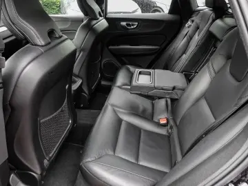 XC60 Momentum Pro AWD B4 Diesel EU6d Allrad Stan