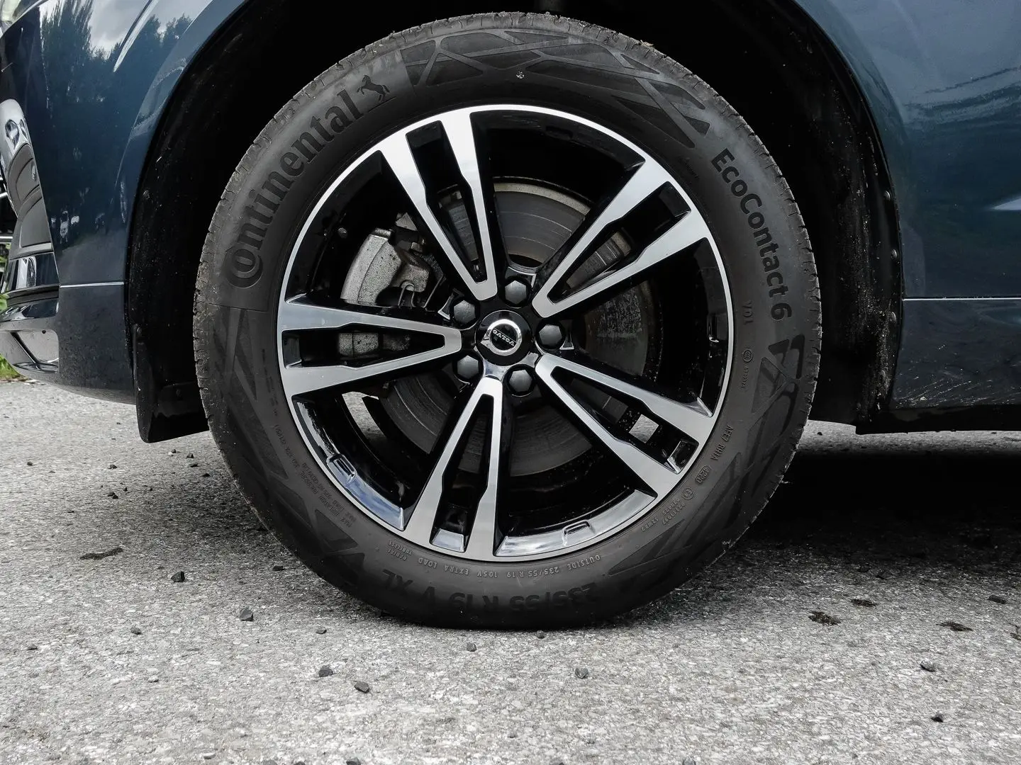 XC60 Momentum Pro AWD B4 Diesel EU6d Allrad Navi