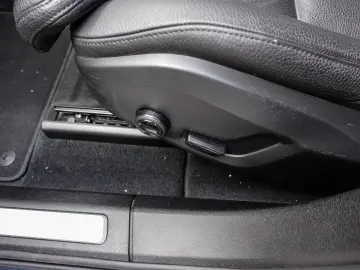 XC60 Momentum Pro AWD B4 Diesel EU6d Allrad Navi