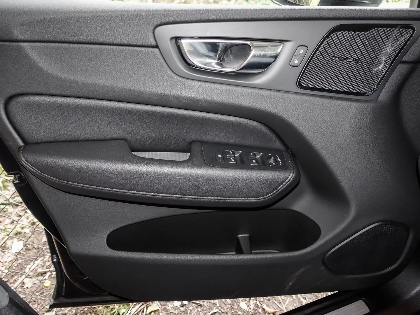 XC60 Momentum Pro AWD B4 Diesel EU6d Allrad Navi