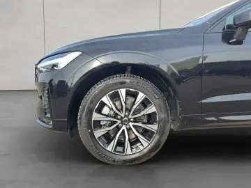 XC60 B4 Plus-Dark Aut Glasd ACC BLIS AHK RC00 19