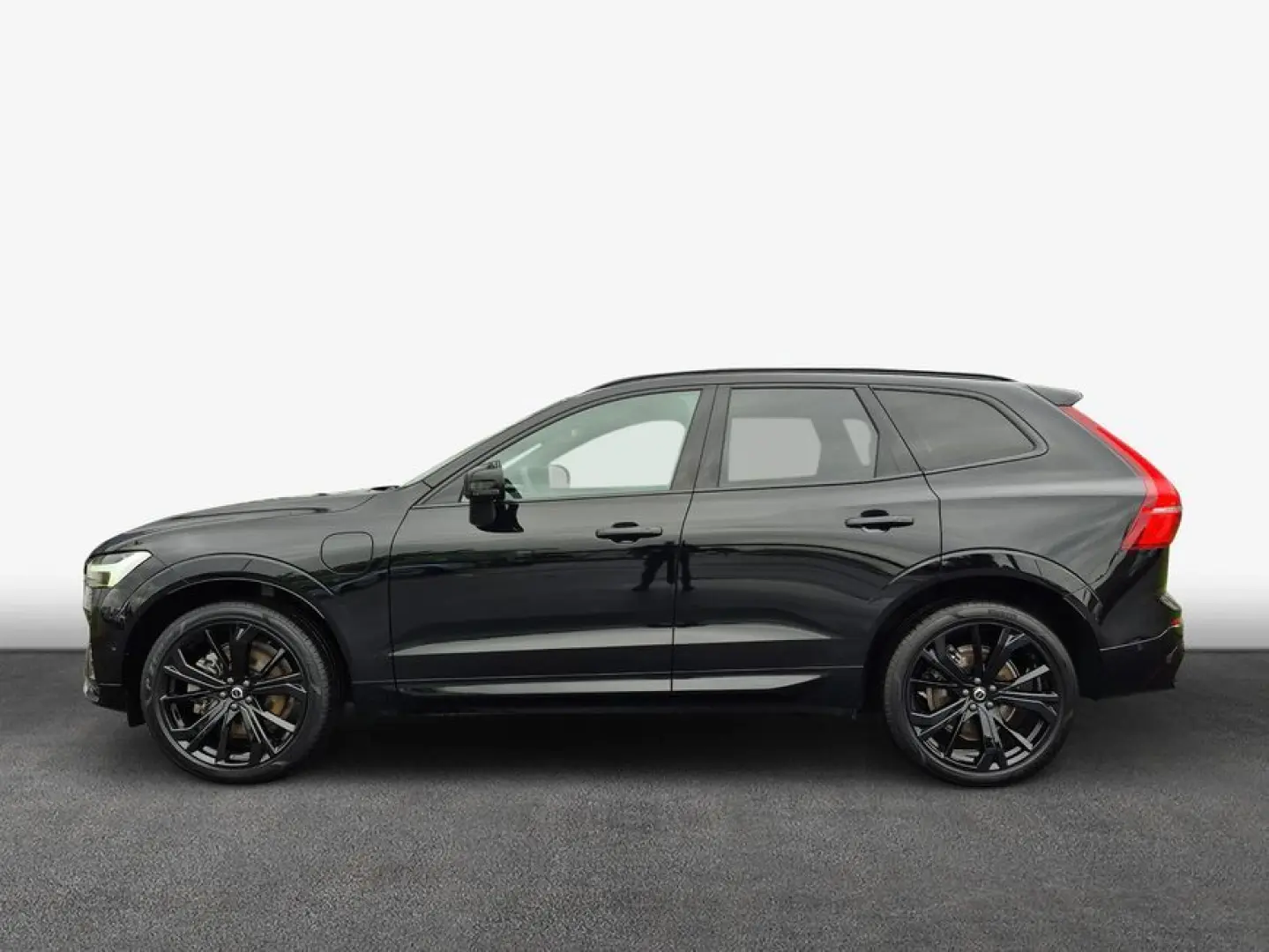 XC60 T8 AWD Plug-in Hybrid Ultra Black Edition