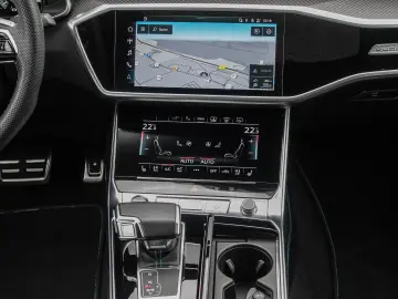 A6 Limousine sport 55 TFSI e quattro 270(367) S