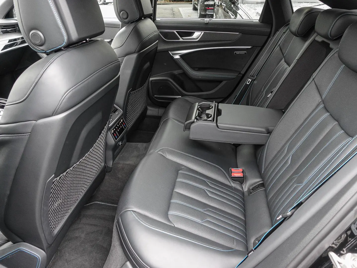 A6 Limousine sport 55 TFSI e quattro 270(367) S