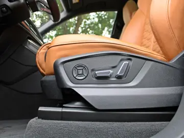 RSQ8 KERAMIK PANO 305km/h B&O ADV. CARBON EA8