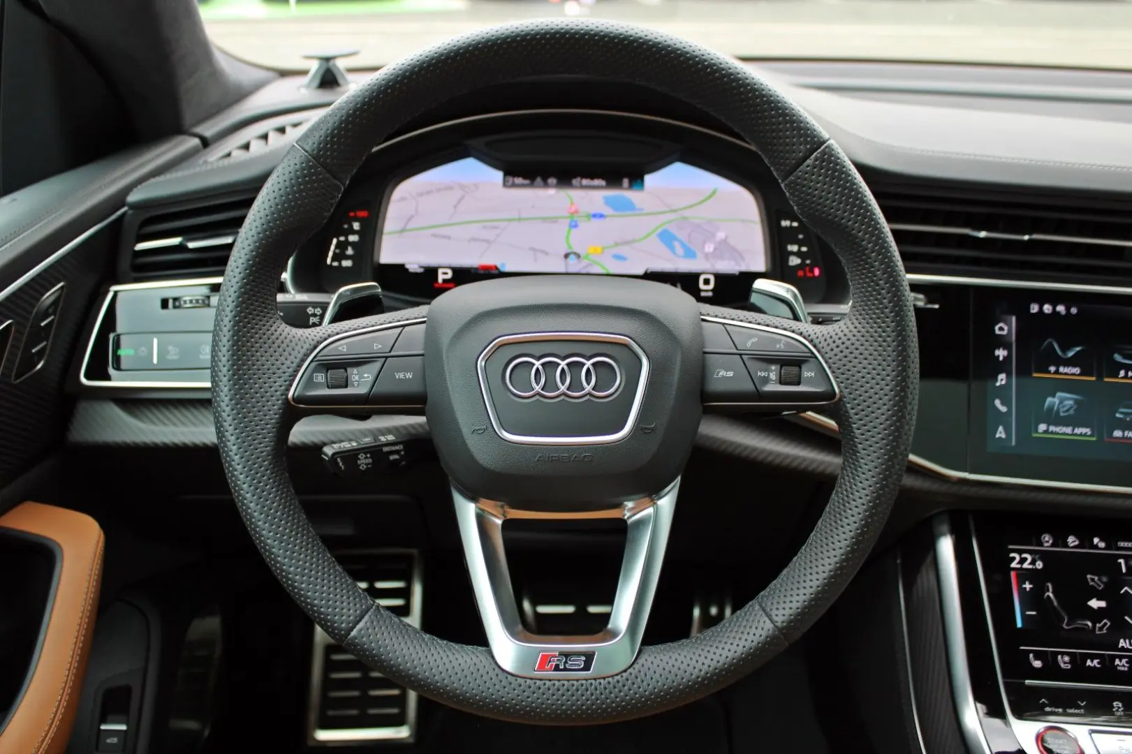 RSQ8 KERAMIK PANO 305km/h B&O ADV. CARBON EA8