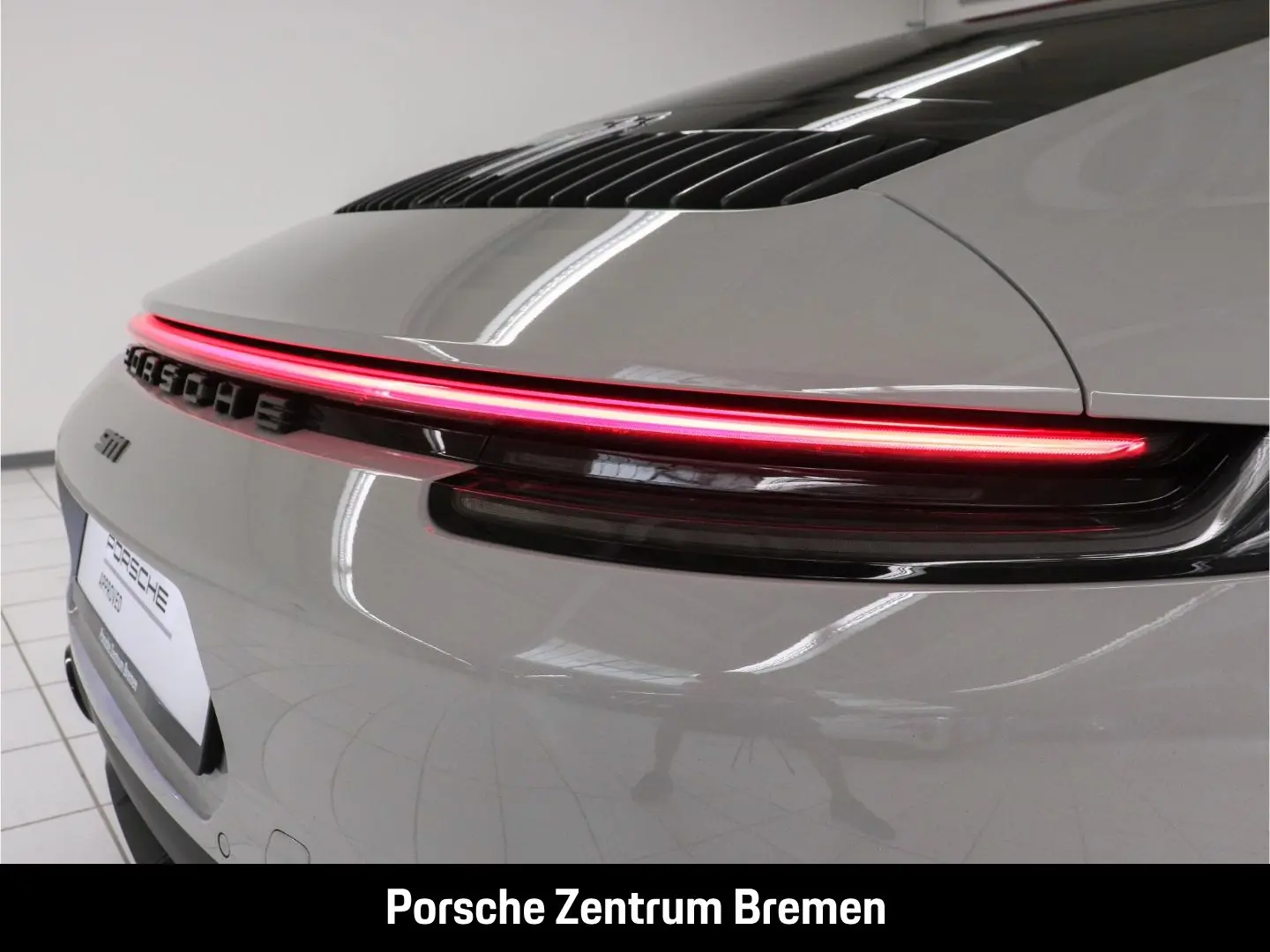 911 Carrera T Matrix LED Burmester InnoDrive PDK