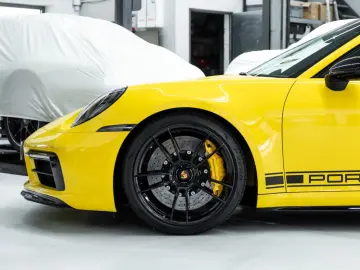 911 Carrera GTS I PCCB I PDLS+ I Bose I 1. Hand