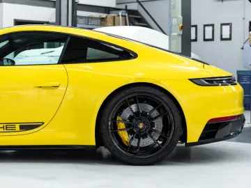 911 Carrera GTS I PCCB I PDLS+ I Bose I 1. Hand