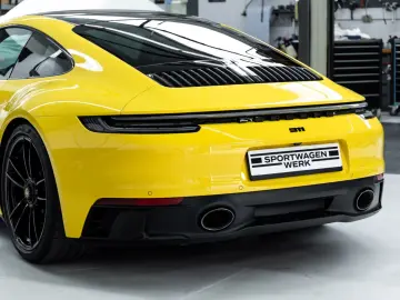 911 Carrera GTS I PCCB I PDLS+ I Bose I 1. Hand