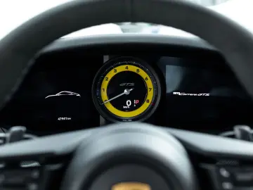 911 Carrera GTS I PCCB I PDLS+ I Bose I 1. Hand
