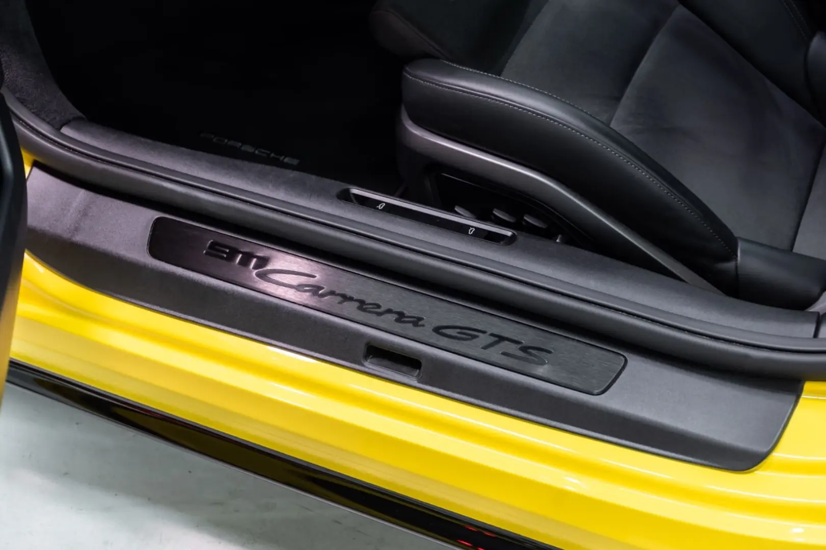 911 Carrera GTS I PCCB I PDLS+ I Bose I 1. Hand
