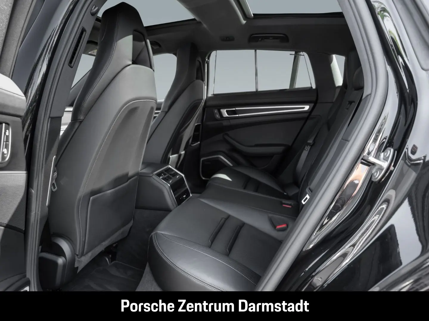Panamera 4 E-Hybrid Sport Turismo Platinum Editi