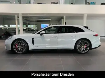 Panamera GTS ST Bose Sitzbelü 21