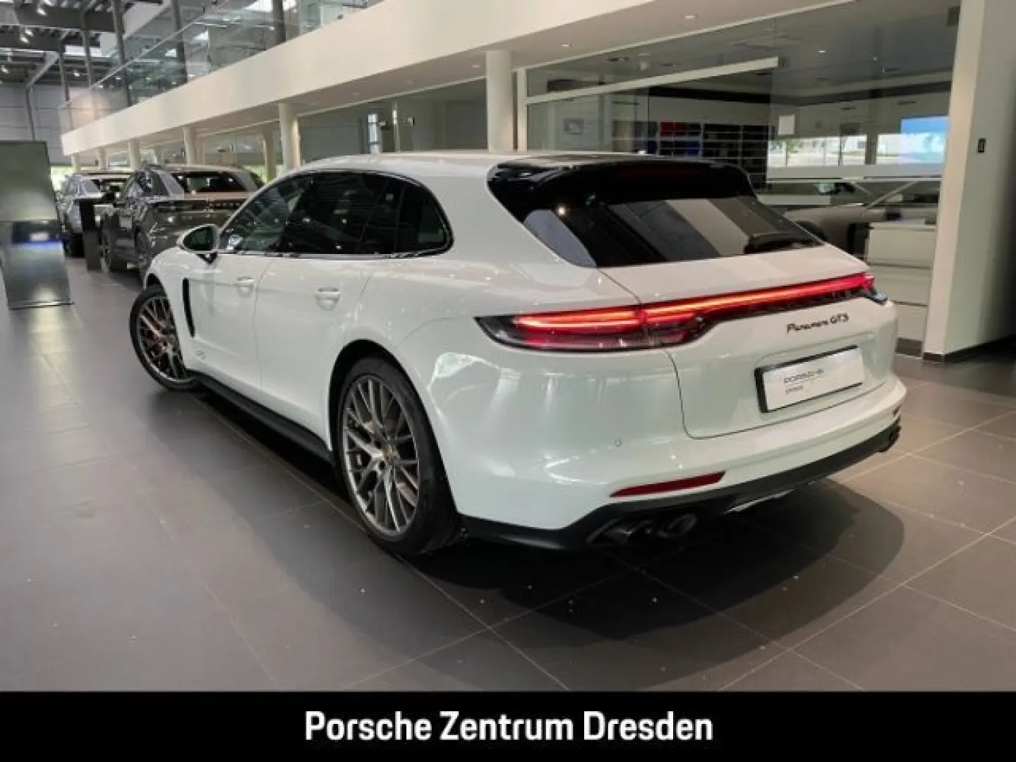 Panamera GTS ST Bose Sitzbelü 21