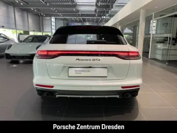Panamera GTS ST Bose Sitzbelü 21