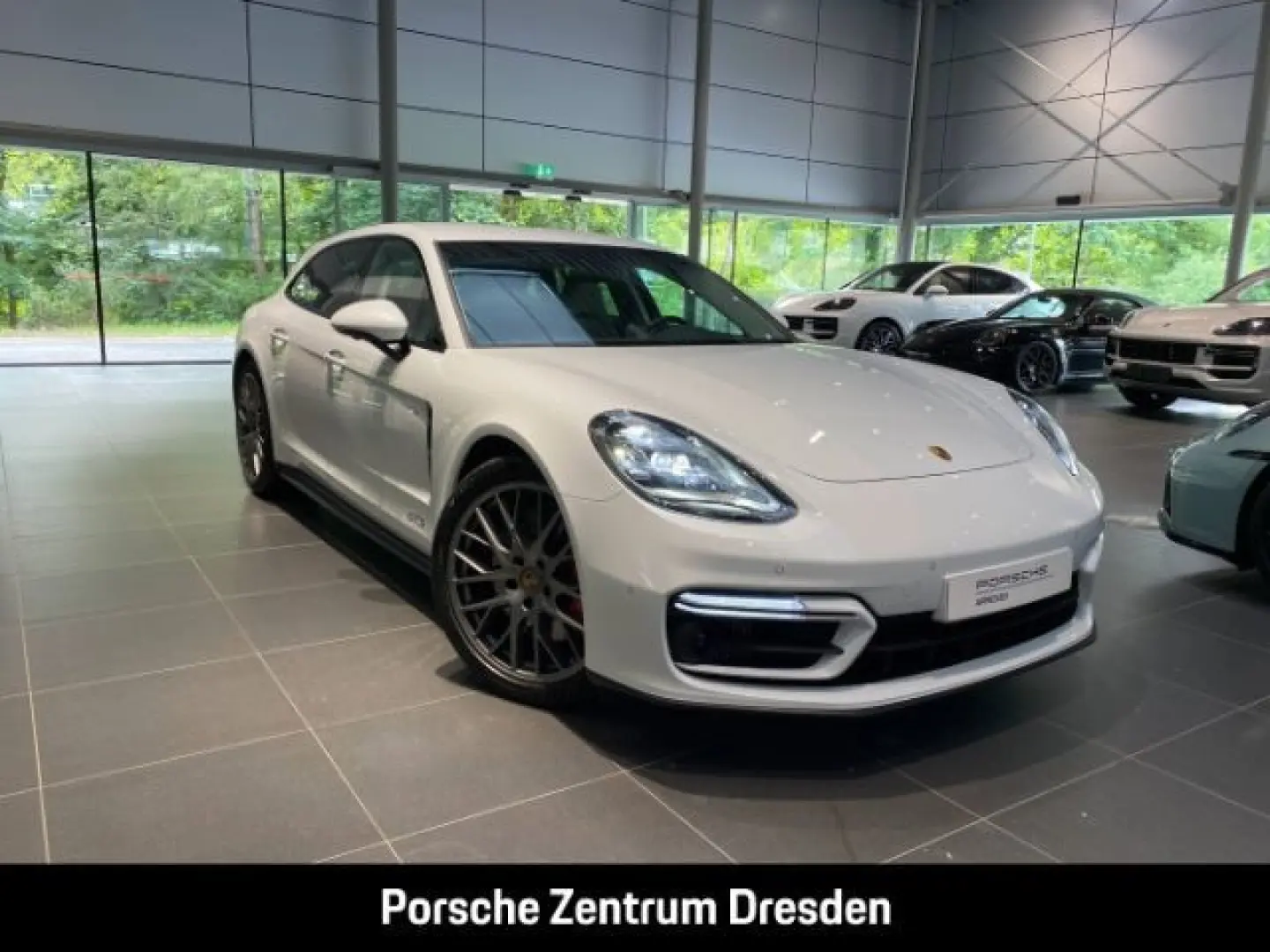 Panamera GTS ST Bose Sitzbelü 21