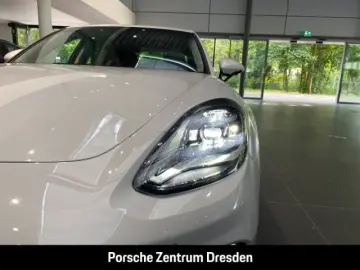 Panamera GTS ST Bose Sitzbelü 21