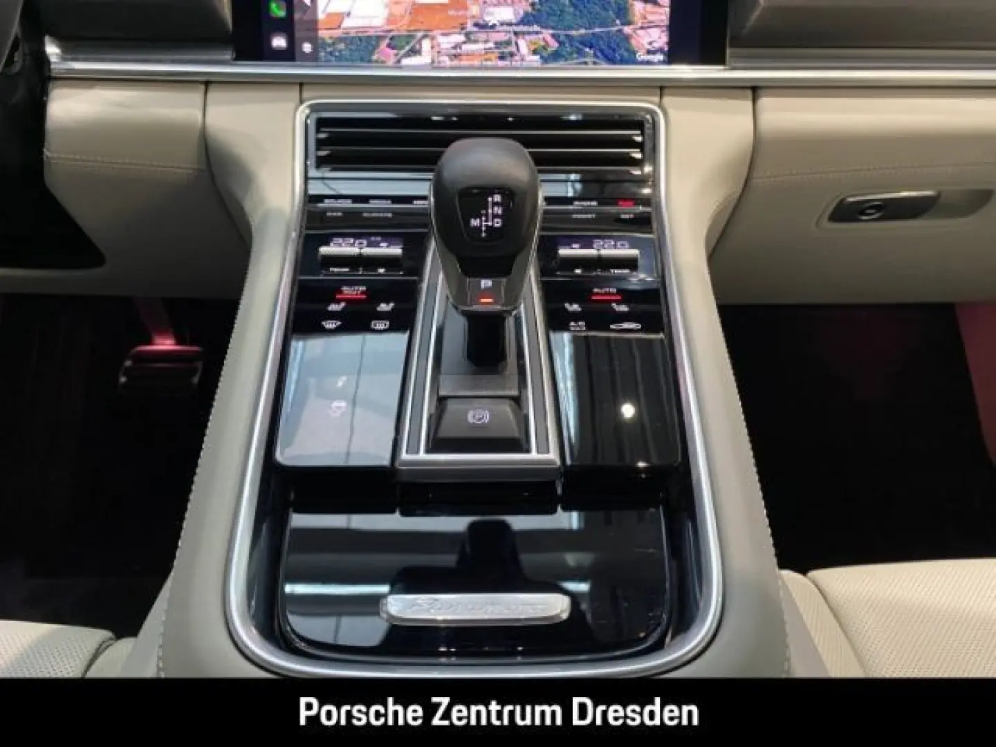 Panamera GTS ST Bose Sitzbelü 21