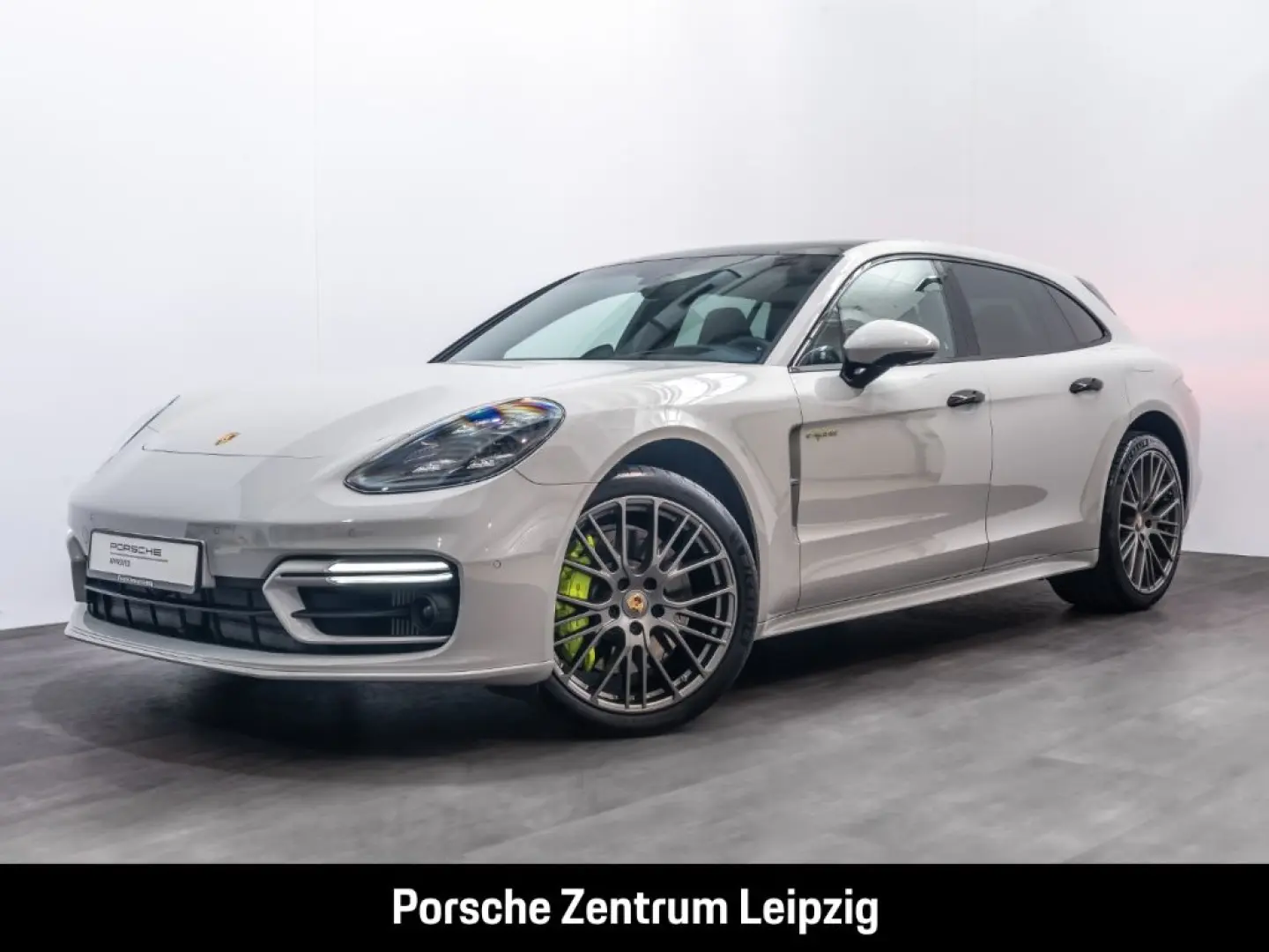 Panamera 4 E-Hybrid Sport Turismo Platinum Massa