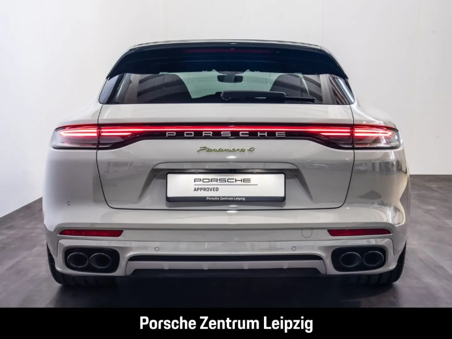 Panamera 4 E-Hybrid Sport Turismo Platinum Massa