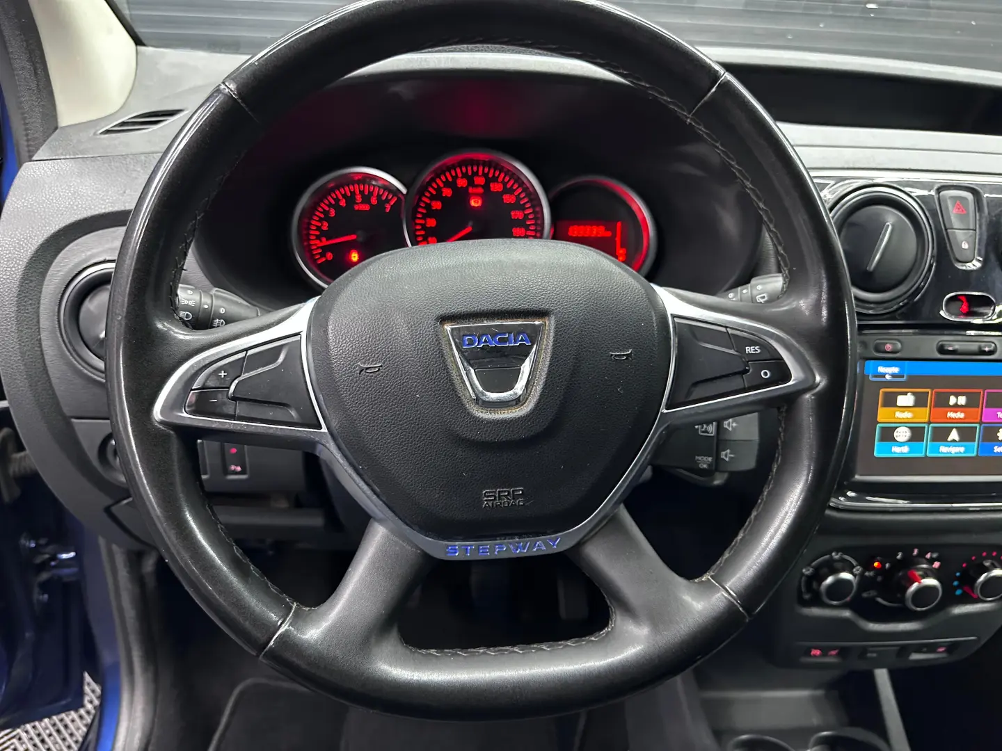 DACIA DOKKER STEPWAY, 1.6Benzina, Navigatie, An 2019