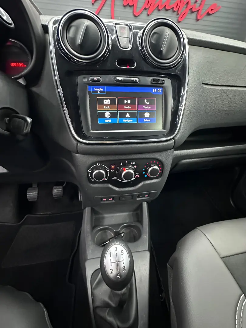 DACIA DOKKER STEPWAY, 1.6Benzina, Navigatie, An 2019