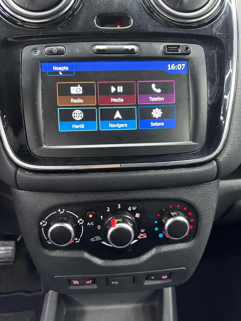 DACIA DOKKER STEPWAY, 1.6Benzina, Navigatie, An 2019