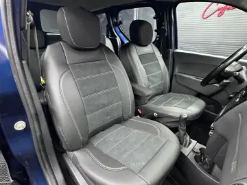 DACIA DOKKER STEPWAY, 1.6Benzina, Navigatie, An 2019