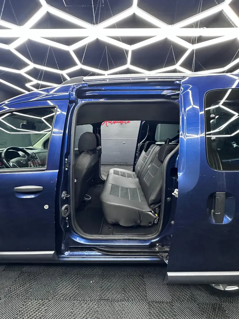 DACIA DOKKER STEPWAY, 1.6Benzina, Navigatie, An 2019