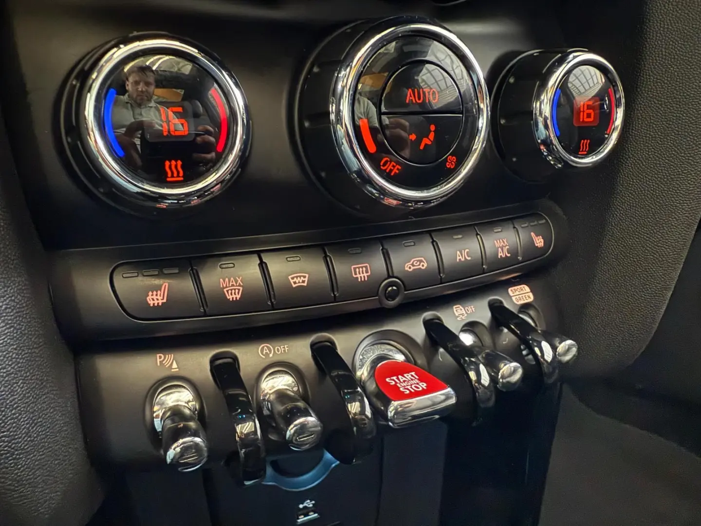 John Cooper Works - Your/ACC/Pano/CarPlay/HUD/HK