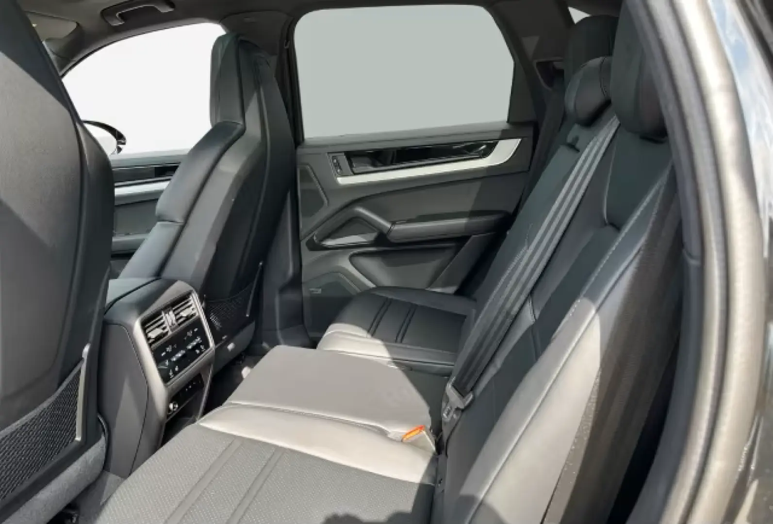 Porsche Cayenne E-Hybrid BOSE Panoramadach InnoDrive