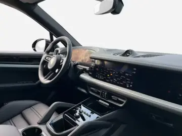 Porsche Cayenne E-Hybrid BOSE Panoramadach InnoDrive