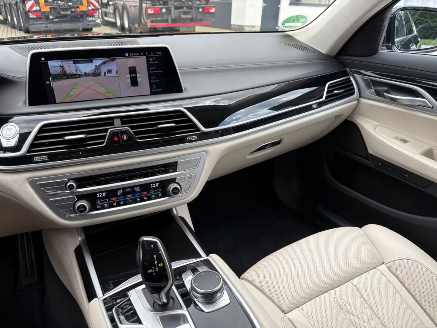 750 d xDrive Lim. M Sport LASER Alcantara H. STh