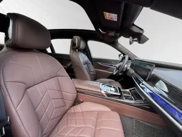 750e xDrive M Sport|SkyLounge|DA-Prof.|PA-Prof.